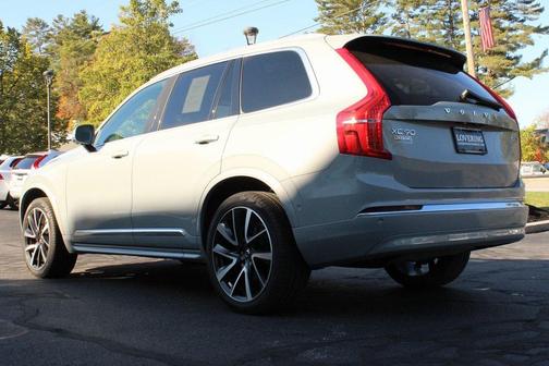 2024 Volvo XC90 B6 Plus Bright Theme 7-Seater