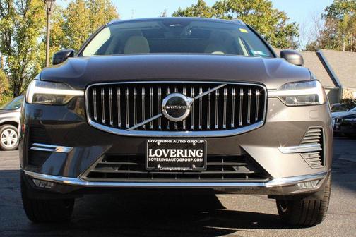 2022 Volvo XC60 B6 Inscription