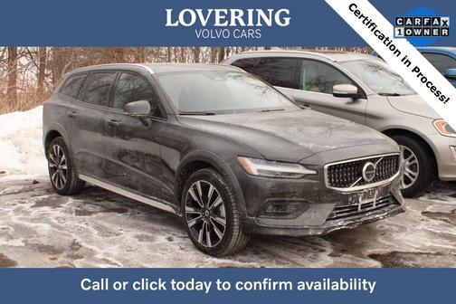 2024 Volvo V60 Cross Country B5 Ultimate