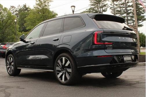 2025 Volvo EX90 Twin Motor Plus