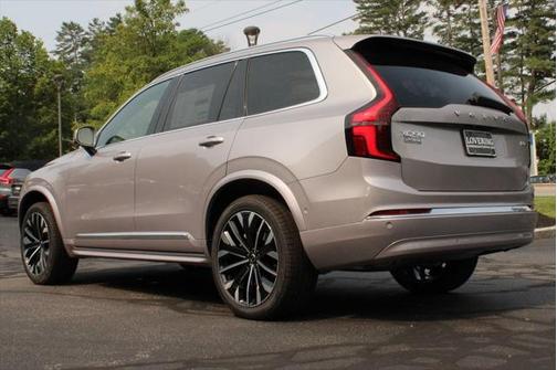 2026 Volvo XC90 B5 Plus 6-Seater
