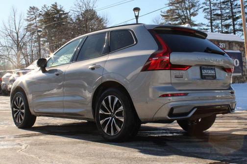 2025 Volvo XC60 B5 Plus