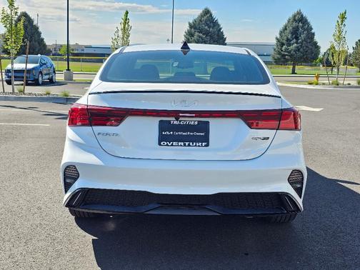 Snow White Pearl 2023 Kia Forte GT-Line