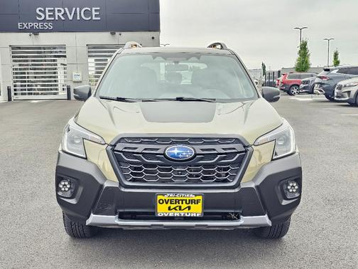 Autumn Green Metallic 2022 Subaru Forester Wilderness