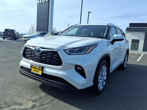 Wind Chill Pearl 2023 Toyota Highlander Hybrid Limited