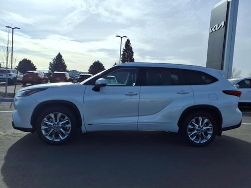 Wind Chill Pearl 2023 Toyota Highlander Hybrid Limited