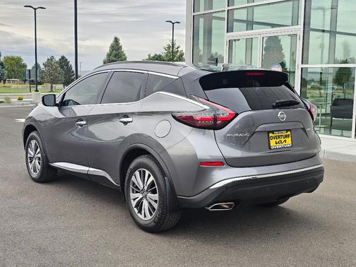 Gray 2022 Nissan Murano S