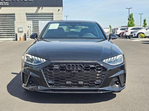 Mythos Black Metallic 2021 Audi A4 45 S line Premium Plus