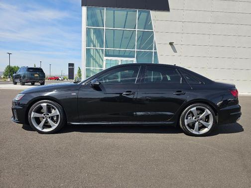 Mythos Black Metallic 2021 Audi A4 45 S line Premium Plus
