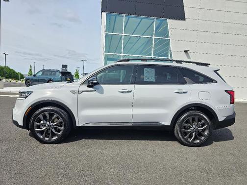 Wolf Gray 2023 Kia Sorento X-Line SX Prestige
