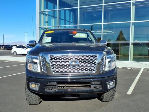 2017 Nissan Titan Platinum Reserve
