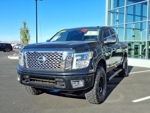 2017 Nissan Titan Platinum Reserve