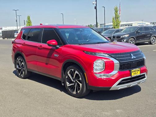 Diamond Red 2023 Mitsubishi Outlander PHEV SE