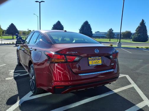 2022 Nissan Altima 2.5 SV