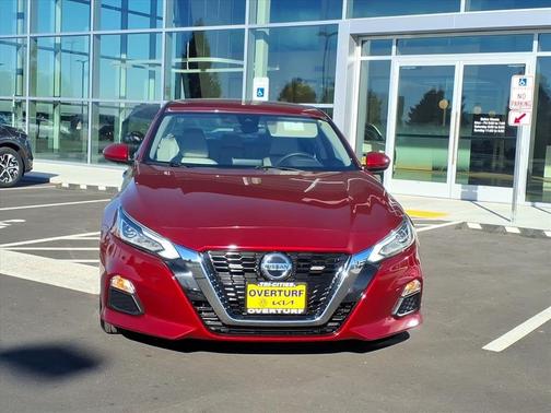 2022 Nissan Altima 2.5 SV