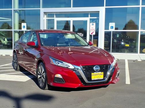 2022 Nissan Altima 2.5 SV