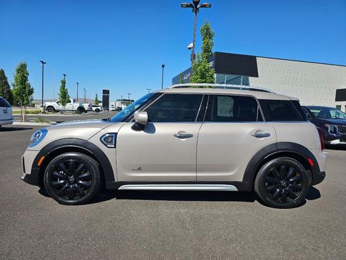 Rooftop Gray Metallic 2023 MINI Countryman Cooper S