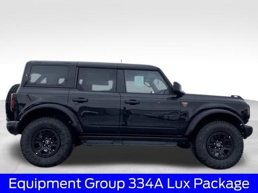 Shadow Black 2026 Ford Bronco Badlands