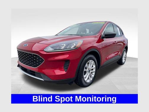 Rapid Red Metallic Tinted Clearcoat 2022 Ford Escape SE