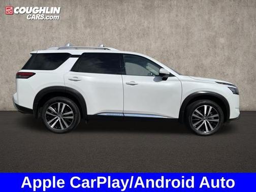 2025 Nissan Pathfinder Platinum 4WD