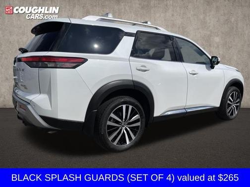2025 Nissan Pathfinder Platinum 4WD