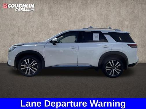 2025 Nissan Pathfinder Platinum 4WD