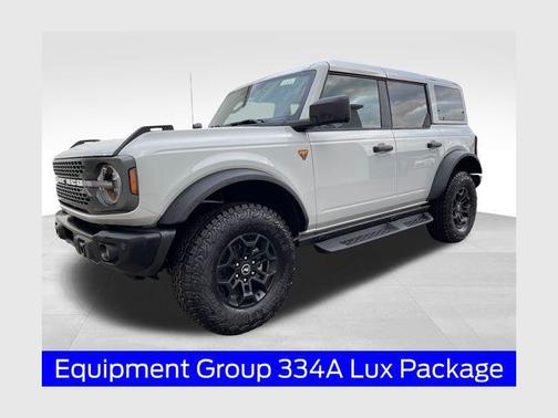 Avalanche Gray 2026 Ford Bronco Badlands
