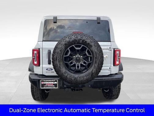 Avalanche Gray 2026 Ford Bronco Badlands
