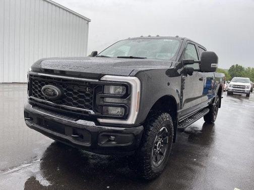 2025 Ford F-350 XLT