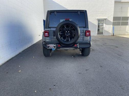 2022 Jeep Wrangler Unlimited 4xe Sahara