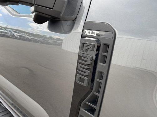 2026 Ford F-350 XLT