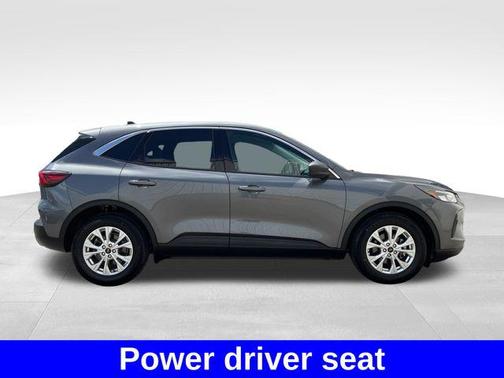 Carbonized Gray Metallic 2023 Ford Escape Active