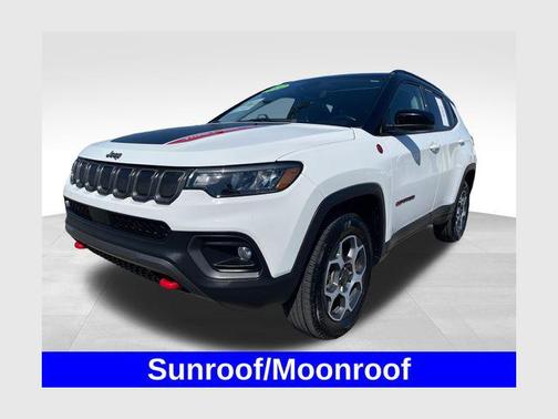 Bright White Clearcoat 2022 Jeep Compass Trailhawk
