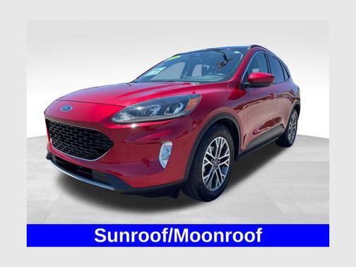 Rapid Red Metallic Tinted Clearcoat 2020 Ford Escape SEL