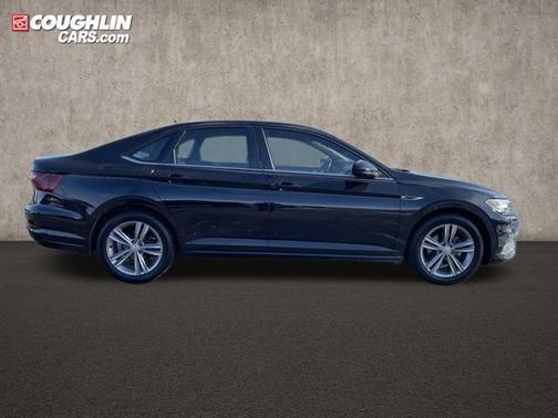 2021 Volkswagen Jetta 1.4T R-Line