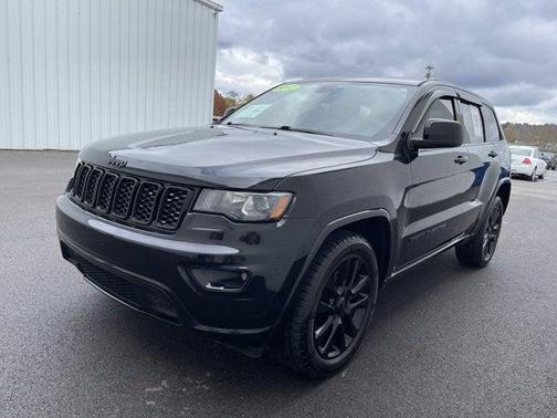 2017 Jeep Grand Cherokee Altitude