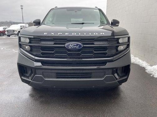 2025 Ford Expedition Max Active 4x4