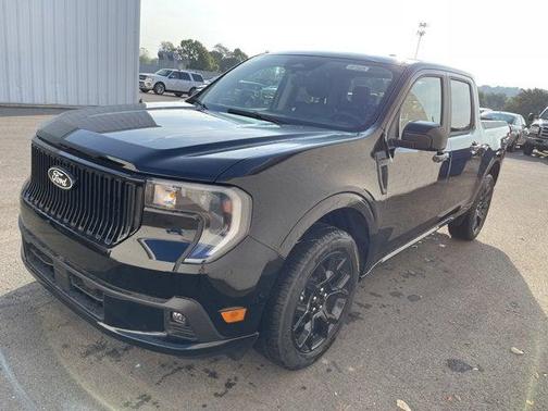 2025 Ford Maverick Lobo Standard
