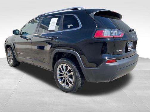Diamond Black Crystal Pearlcoat 2021 Jeep Cherokee Latitude Plus