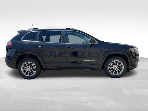 Diamond Black Crystal Pearlcoat 2021 Jeep Cherokee Latitude Plus