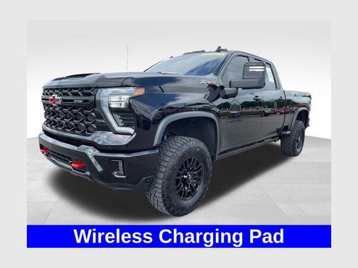 Black 2024 Chevrolet Silverado 2500 4WD Crew Cab Standard Bed ZR2