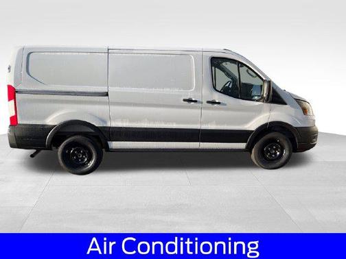 Oxford White 2027 Ford Transit-250 Base