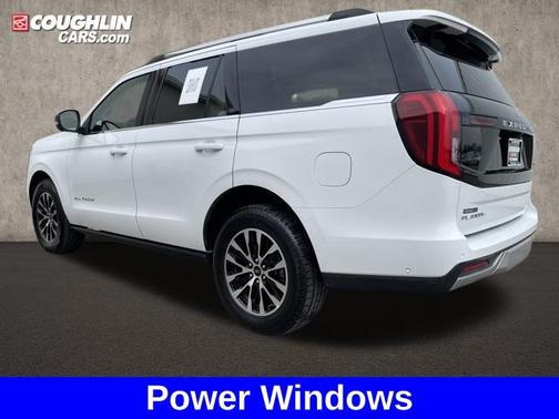 Oxford White 2025 Ford Expedition Platinum