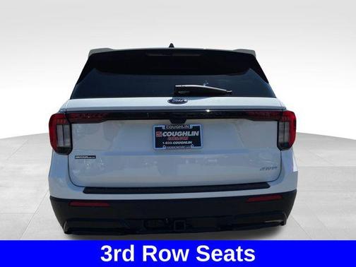 Star White Metallic Tri-Coat 2025 Ford Explorer ST-Line