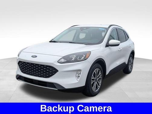 Oxford White 2022 Ford Escape SEL