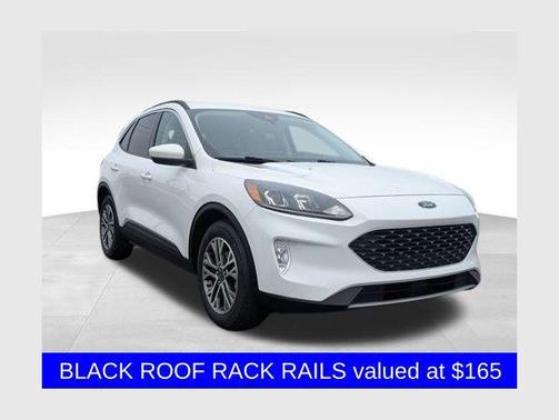 Oxford White 2022 Ford Escape SEL