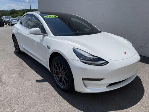 2019 Tesla Model 3 Standard Range Plus