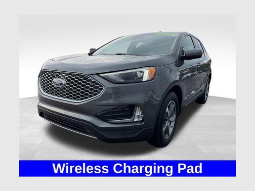 Carbonized Gray Metallic 2024 Ford Edge SEL