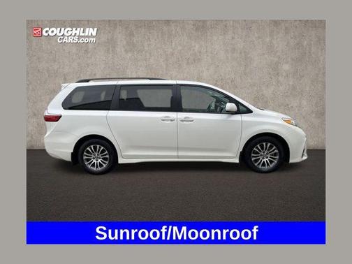 2019 Toyota Sienna XLE Premium