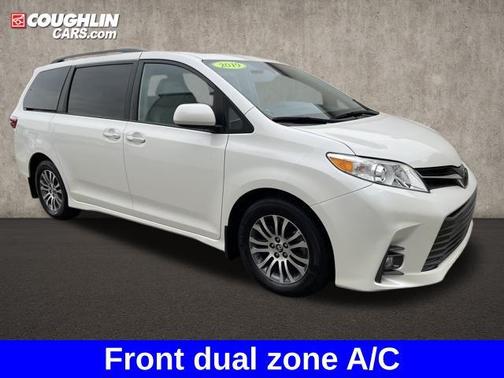 2019 Toyota Sienna XLE Premium